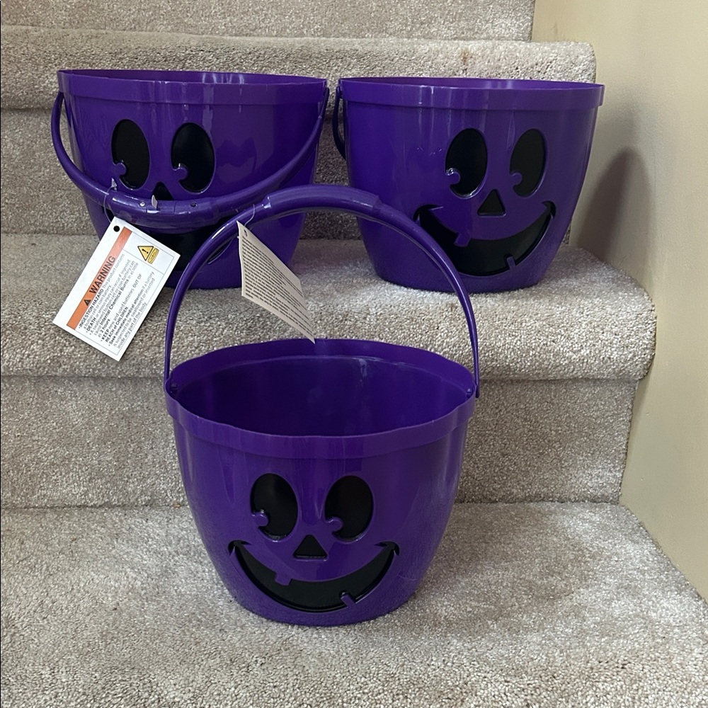 Last chance Halloween Pumpkin Buckets